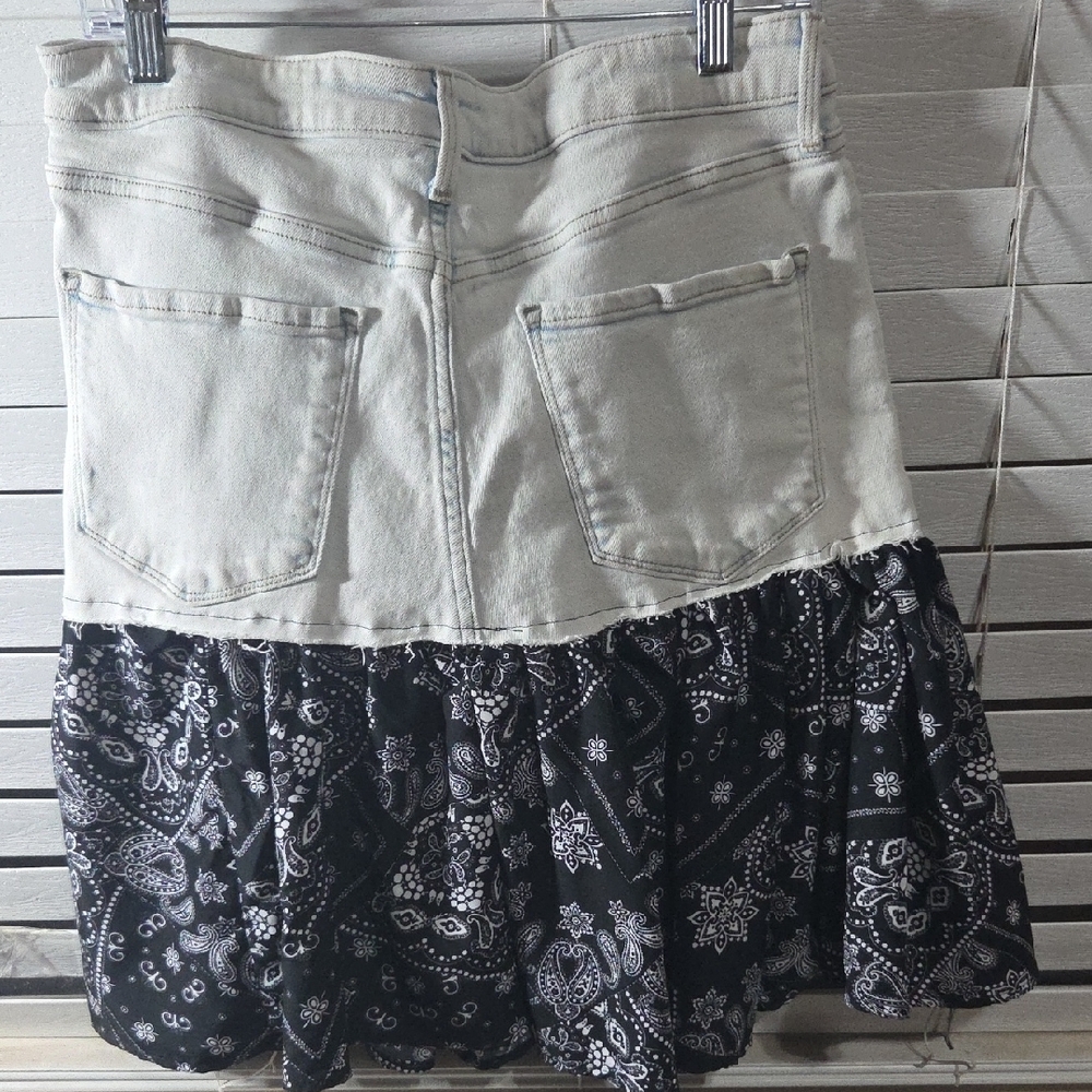 Old Navy White Denim Top with Black Bandana Skirt - Picture 7 of 12